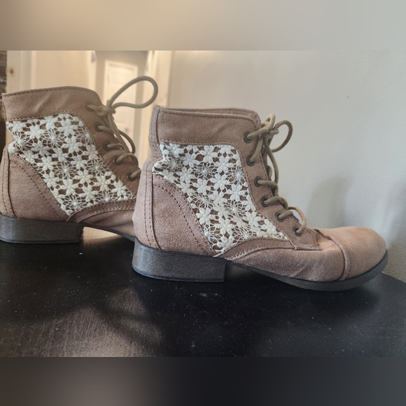 Brash Lace-Accent Tan Ankle Boots - Picture 2 of 6